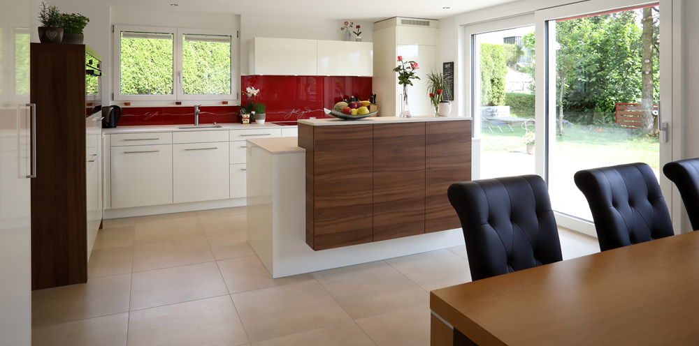 Küche, Platten , helle Küche