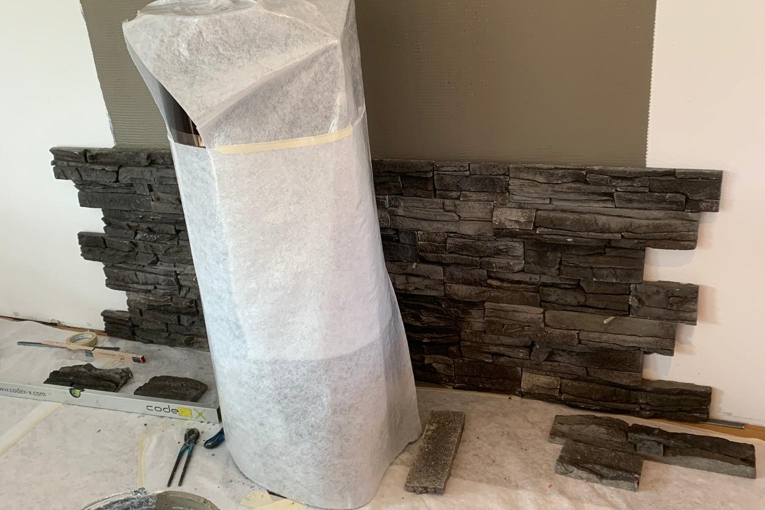 Platten, Plättli an Wand